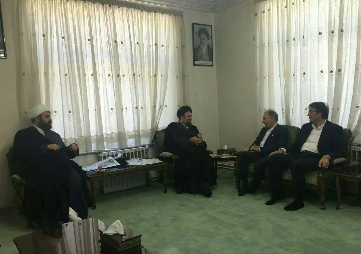 تصویری از دیدار شهردار جدید تهران و سید حسن خمینی