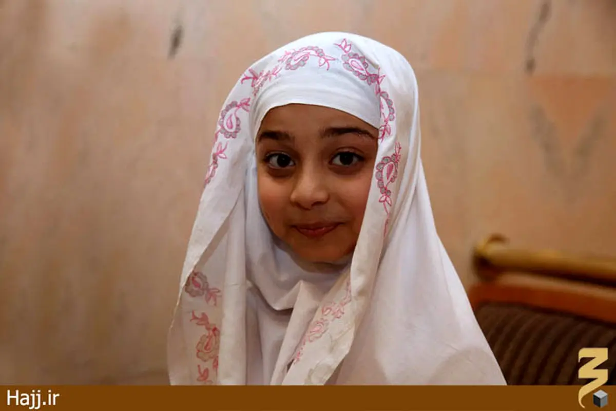كوچك‌ترين زائر تمتع ۹۳/ عكس