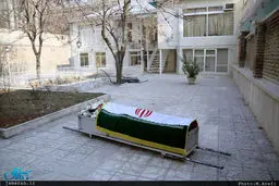 تابوت سیدصادق طباطبایی /عکس