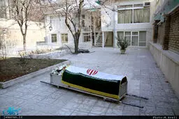 تابوت سیدصادق طباطبایی /عکس