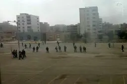 زنگ تفریح دانش‌آموزان در هوای این روزهای اهواز/عکس