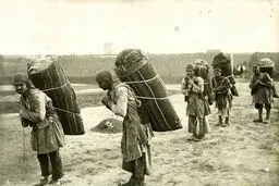کول‌بری در زمان قاجار!/عکس