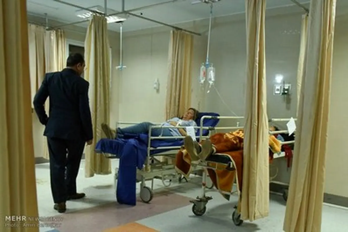 مصدومان حادثه واژگونی اتوبوس گردشگری آلمانی در فارس/تصاویر