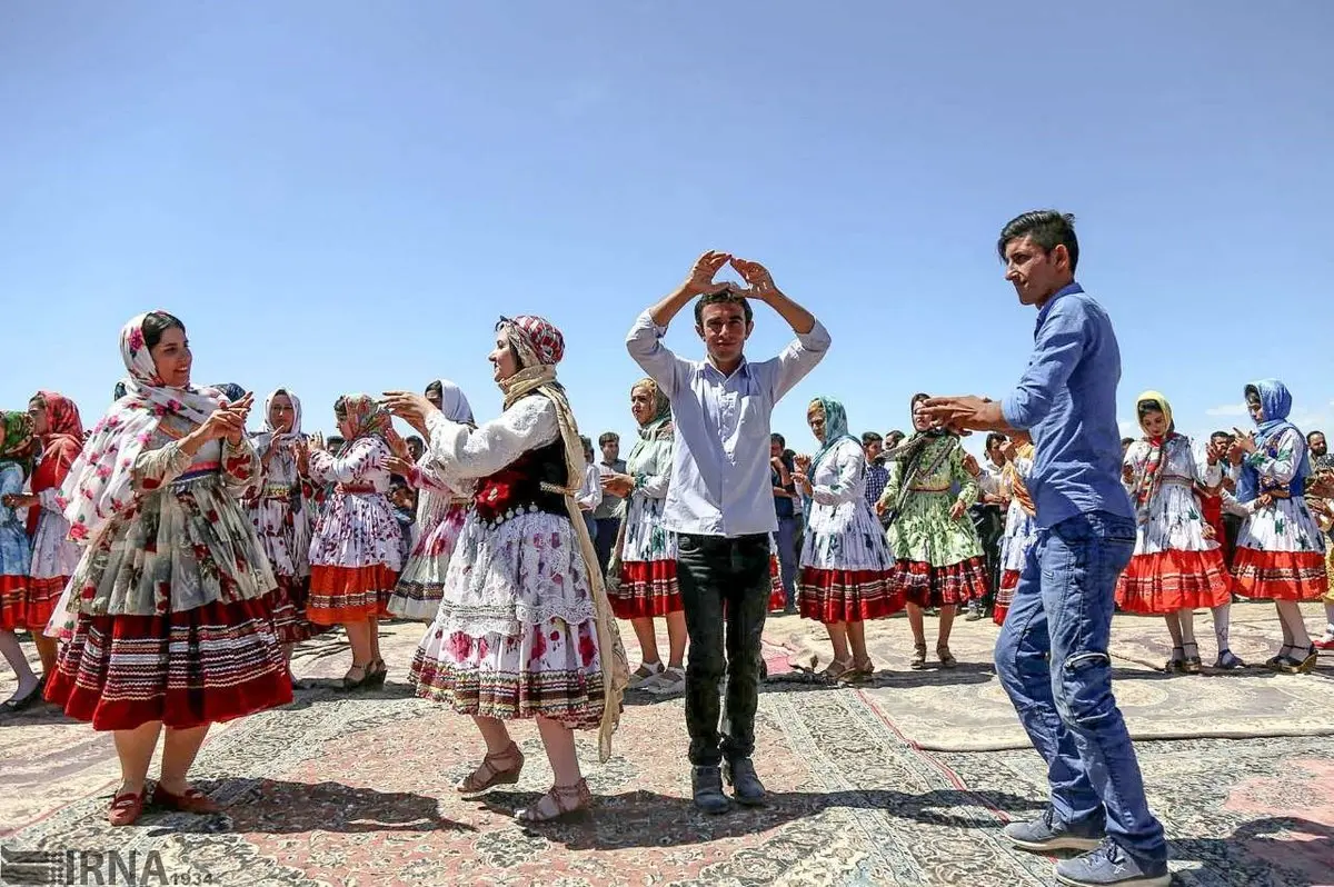 تصاویری دیدنی از سنت مراسم عروسی عشایر کرمانج
