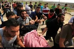 حمله نظامیان صهیونیست به جوانان غزه /تصاویر
