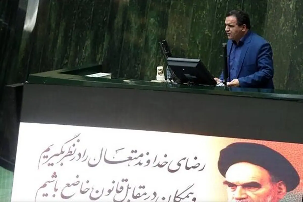 مقصودی: آقای روحانی مگر نگفتید دو نرخی بودن بنزین فساد ایجاد می‌کند پس چرا فساد می‌کنید؟