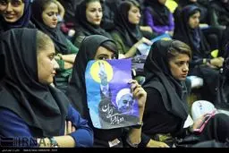 دختران حامی روحانی در بندرعباس/عکس