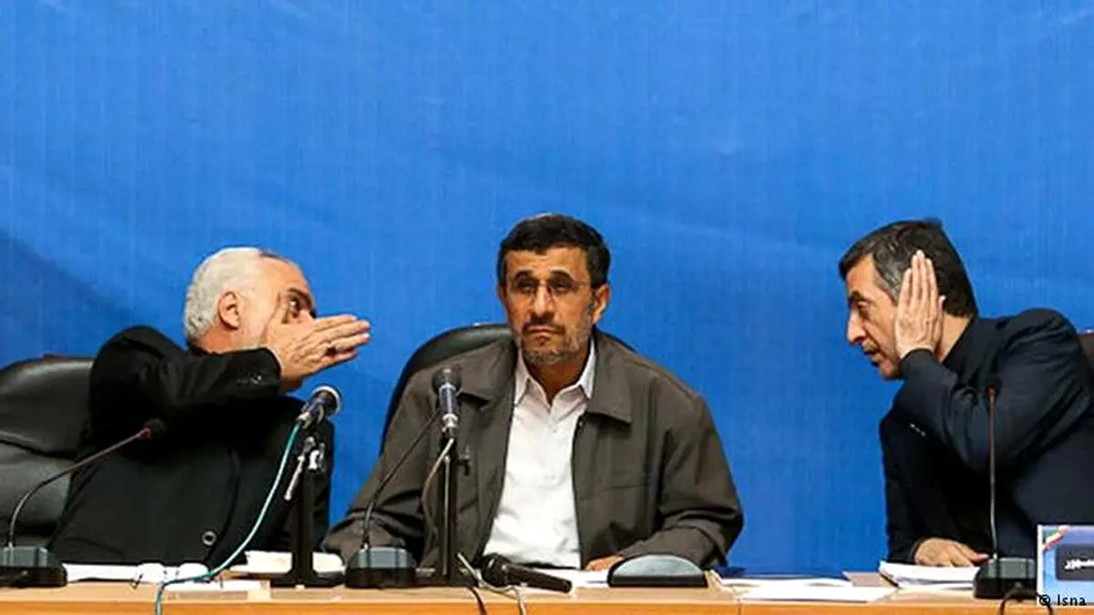 مهر تایید «کودتاچی» دولت احمدی‌نژاد بر جایگاه ویژه «رمالی» در دولت سابق /ماجراهای یک سروش آسمانی کذایی در سیاست ایران