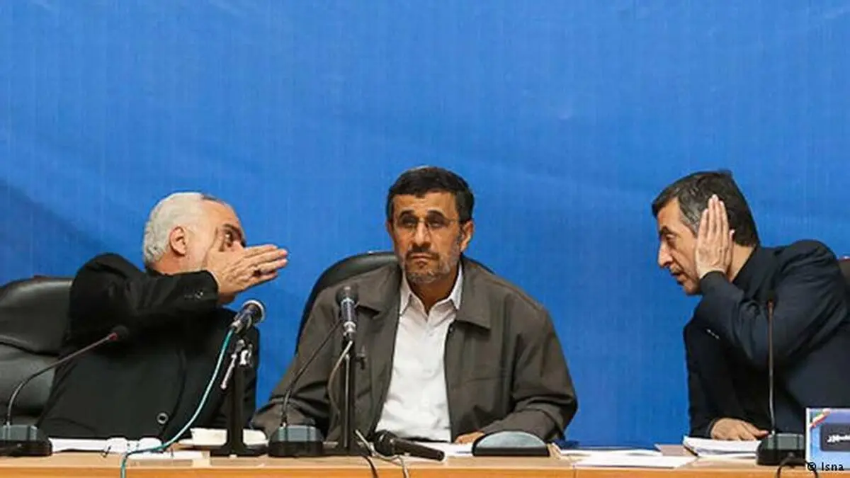 مهر تایید «کودتاچی» دولت احمدی‌نژاد بر جایگاه ویژه «رمالی» در دولت سابق /ماجراهای یک سروش آسمانی کذایی در سیاست ایران