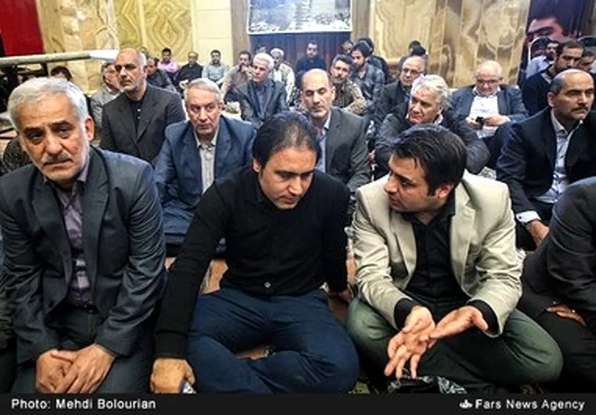 حاشیه‌های تصویری مراسم یادبود میلاد اسلامی و حسین جوادی با حضور علی دایی، مهدوی‌کیا، عادل فردوسی‌پور، قلعه نویی، رویانیان و ...