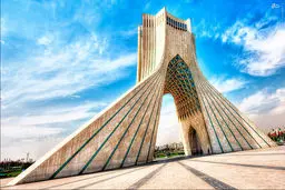 عکس/ نمایی شکوهمند از برج آزادی