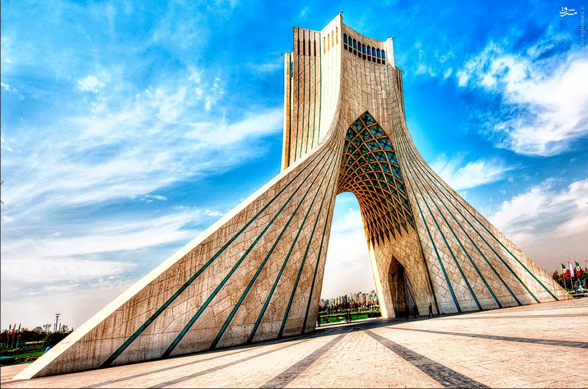 عکس/ نمایی شکوهمند از برج آزادی