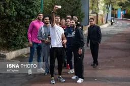 سلفی متفاوت پرسپولیسی‌ها در تهران/عکس