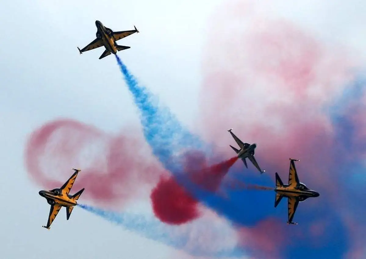 تصاویری جذاب از نمایش هوایی در سنگاپور