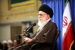 رهبرانقلاب: نعمت راهپیمایی اربعین را بايد شکرگزاری کرد/ تمدید 10 ساله تحریم ها نقض قطعی برجام است