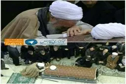 گریه آیت‌الله موحدی کرمانی بر پیکر آیت‌الله هاشمی/عکس