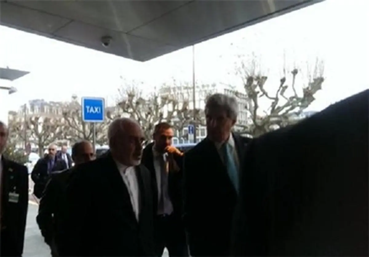 پیاده‌روی 15 دقیقه‌ای ظریف و کری در خیابان‌های ژنو +تصاویر