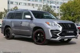 ماشین زیبای لارت تسلا LX570/تصاویر