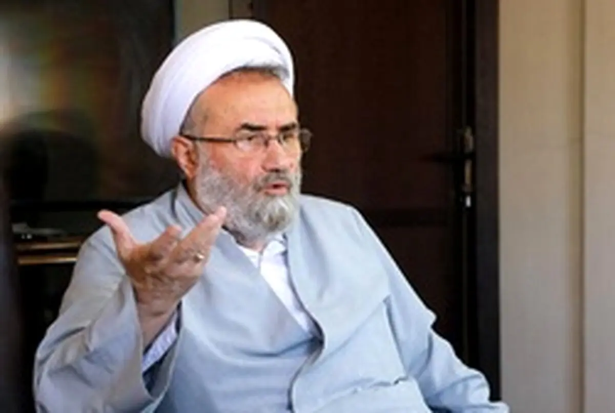 انتقاد تند مهاجری از پول‌پاشی ریاکارانه امام‌جمعه ایرانشهر! + فیلم