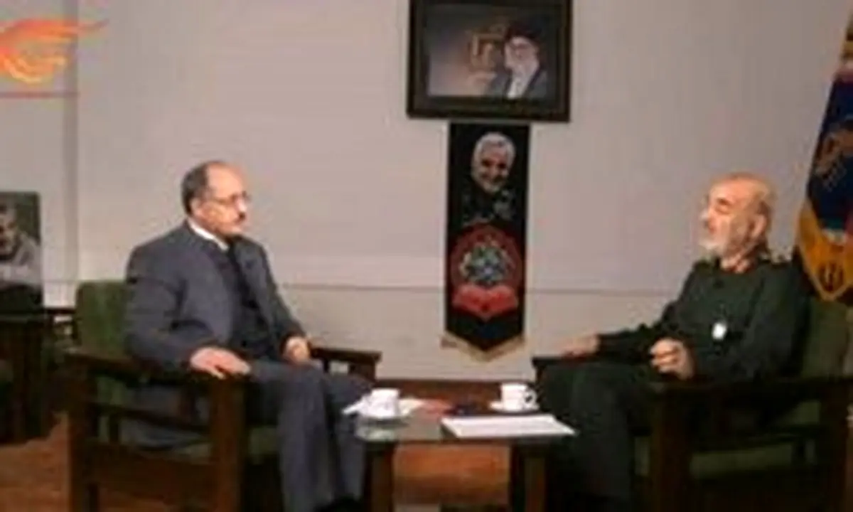 فرمانده کل سپاه: حمله به عین‌الاسد نقطه آغاز بود