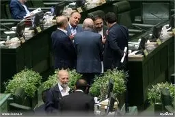 حاشیه های جلسه امروز مجلسی ها/تصاویر