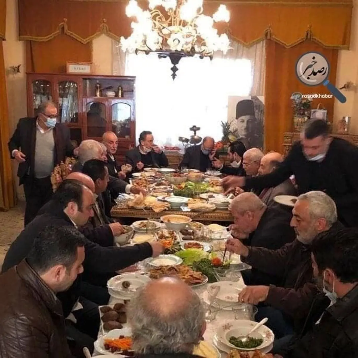 عکس لو رفته از حرکت عجیب وزير بهداشت لبنان !