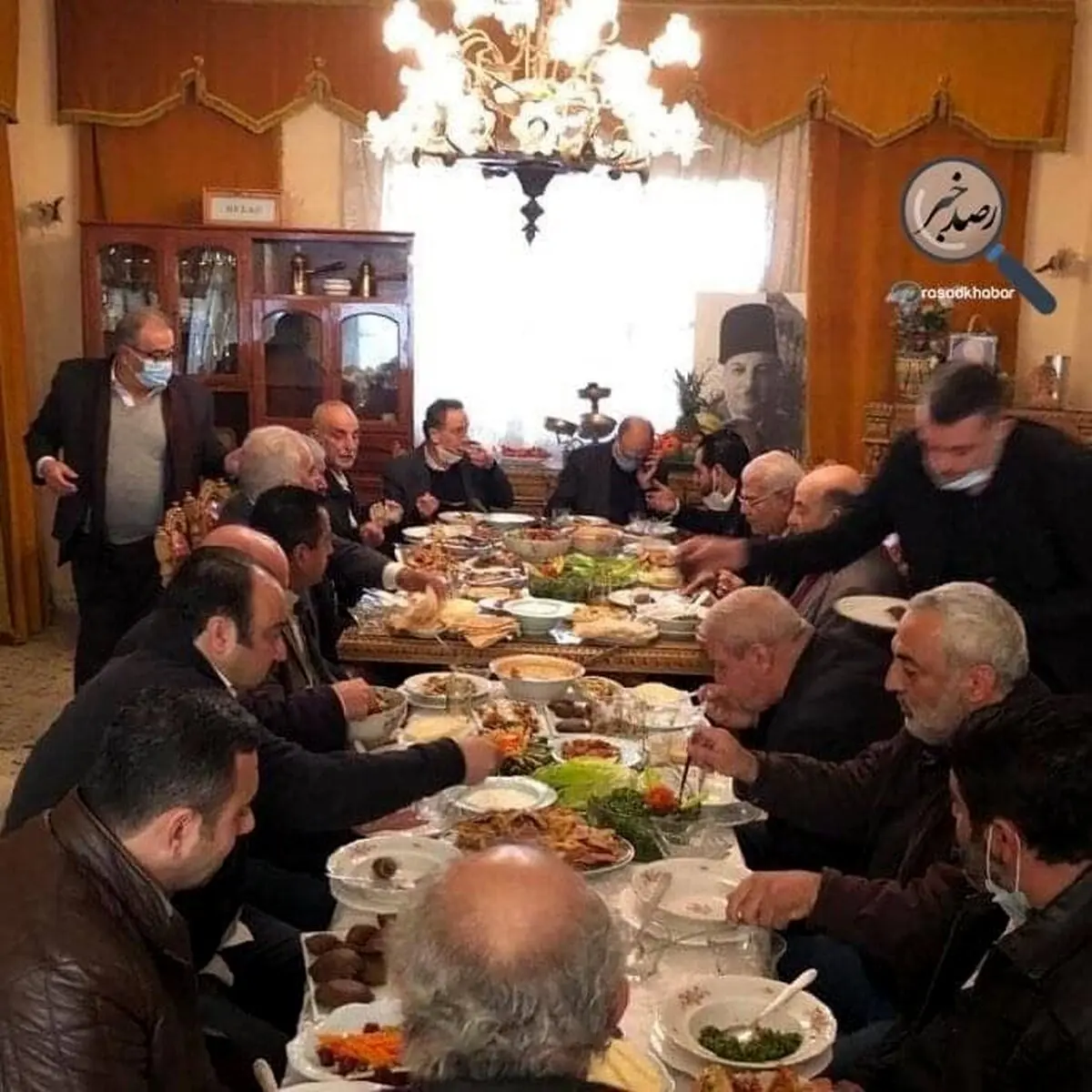 عکس لو رفته از حرکت عجیب وزير بهداشت لبنان !