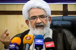 دادستان کل کشور: در حوادث اخیر، از یک ماشین در قم، ۸۴ اسلحه شکاری با گلوله‌های خاص کشف کردیم/ ممکن است افرادی بی‌گناهی هم بازداشت شوند