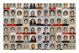 مردی که ۱۶ سال از خود سلفی گرفت+عکس