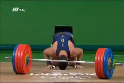 سجده شکر کیانوش رستمی پس از قهرمانی/ عکس