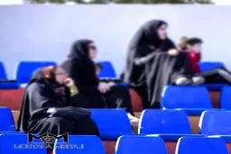 درهای ورزشگاه به روی زنان در قم باز شد /عکس