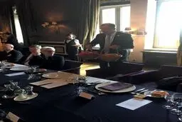 دیپلماسی گوجه فرنگی و سیب زمینی آمریکا و روسیه +عکس