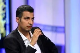 فروش كتاب توسط فردوسی‌پور به نفع سیل‌زدگان