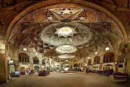 معماری شگفت‌انگیز بازار قُم / عکس