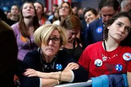 نگرانی ستاد انتخاباتی کلینتون/عکس