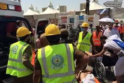 1000حاجی در ازدحام سرزمین منا کشته و 1500 نفر زخمی؛90 زائر ایرانی کشته و بیش از 60 نفر زخمی شدند+عکس