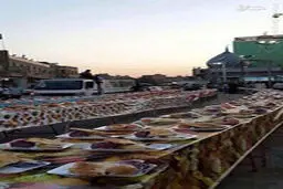 افطاری در حرم امام حسین (ع)/عکس