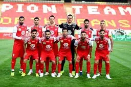 استقبال هواداران پرسپولیس از صدور کارت هواداری بانک گردشگری