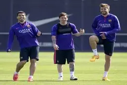 خالکوبی جدید روی دست راست مسی/عکس