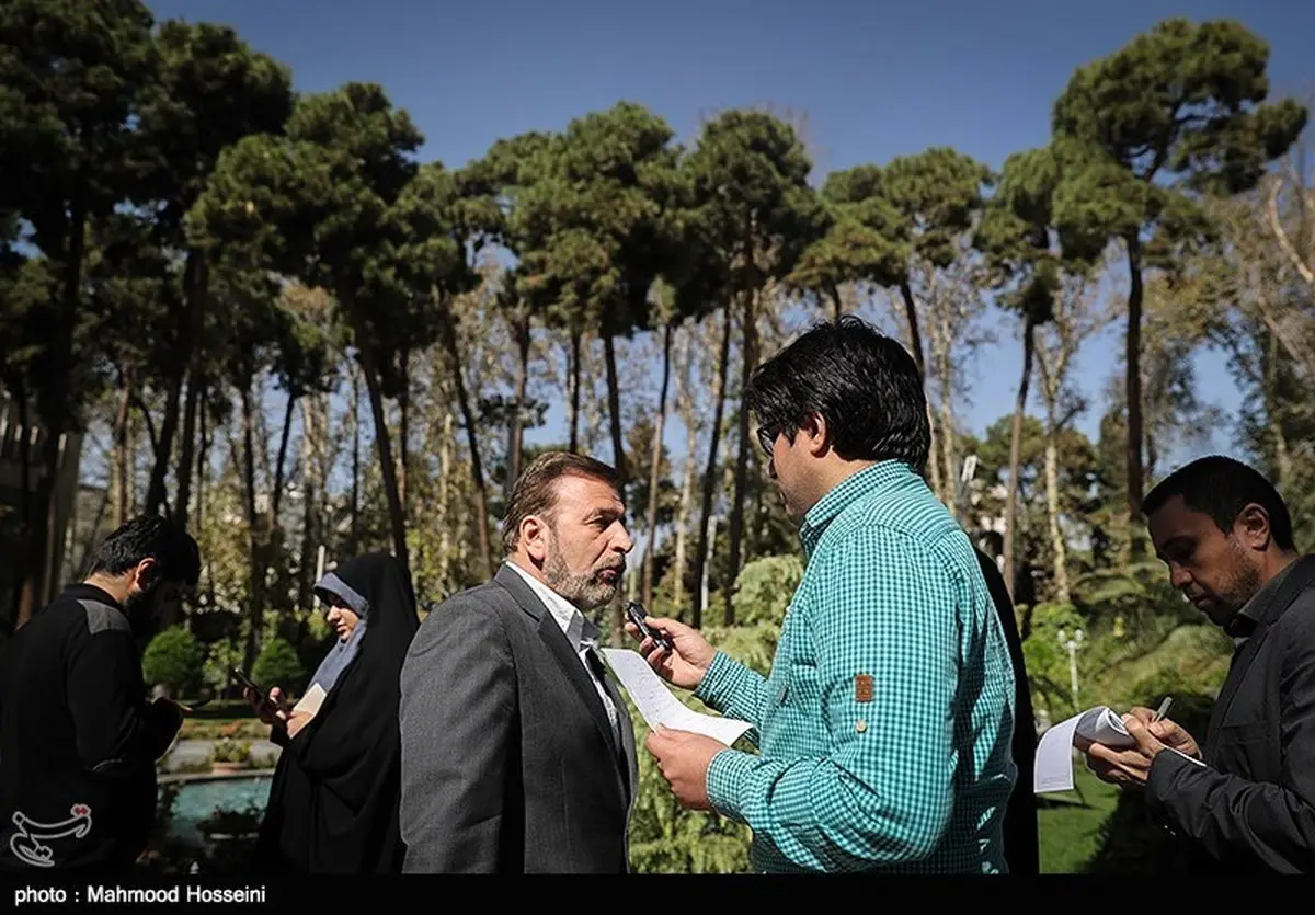 حواشی تصویری حیاط دولت /رویارویی وزرا با خبرنگاران