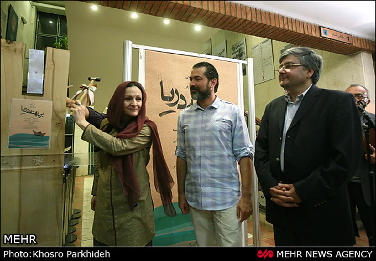 چه کسی زنگ تئاتر پیروزفر را به صدا درآورد/ تصاویر