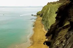 تصاوير: جزیره رنگین هرمز