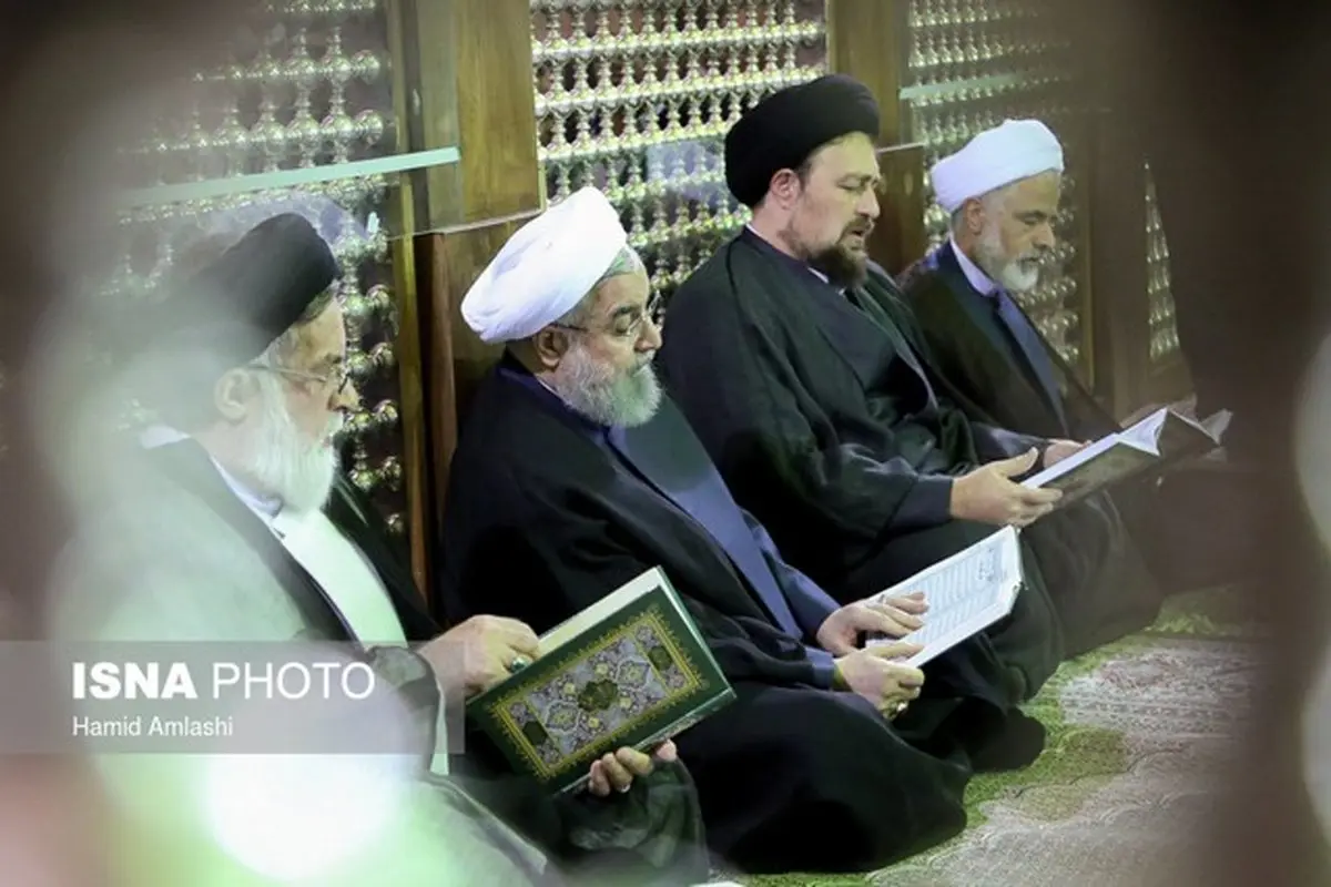 حسن روحانی و سید حسن خمینی در حرم امام راحل/عکس