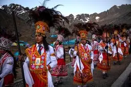 تصاویری از جشن مذهبی «برف و ستاره» در پرو‎
