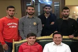 اعتراض مدیران پرسپولیس به دیدار بازیکنان با هدایتی/ ستاره‌های پرسپولیس: مگر باید اجازه بگیریم؟