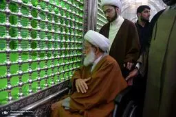 عکس: حضور رهبر شیعیان بحرین در حرم مطهر امام خمینی(س)