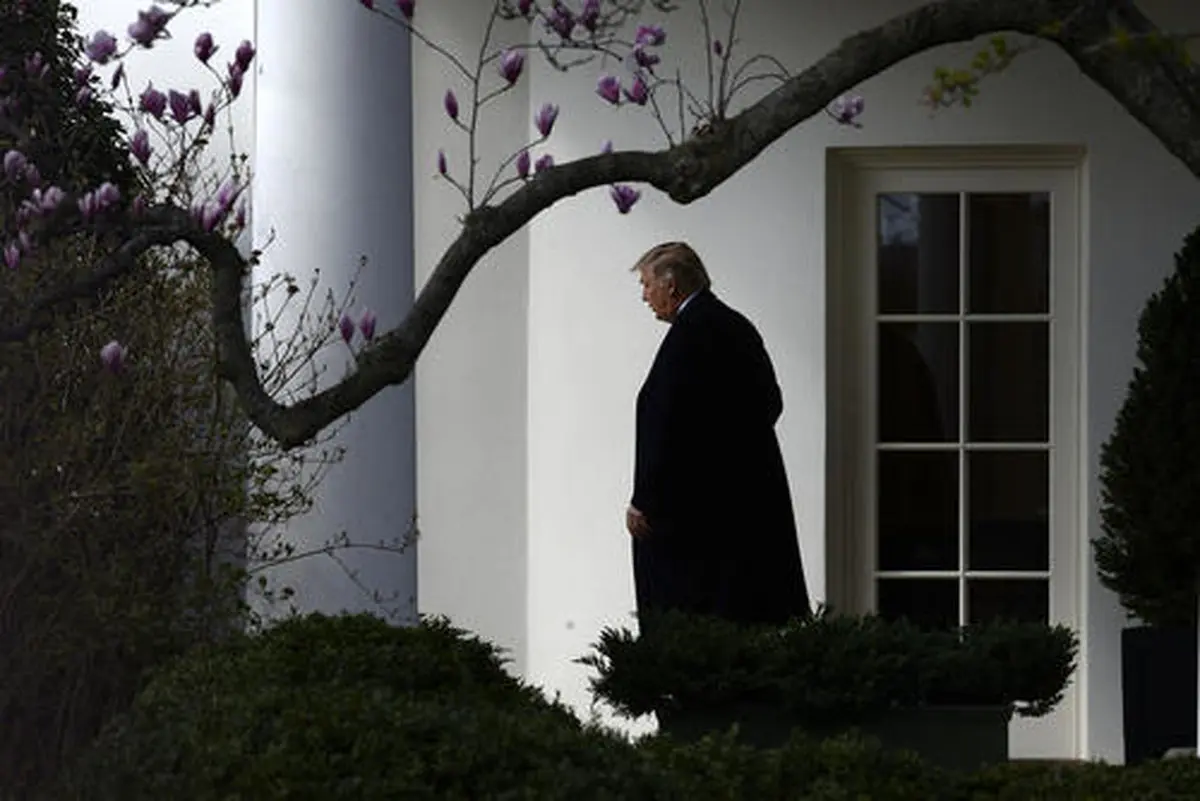 سخنرانی ترامپ روی عرشه ناو هواپیمابر +عکس