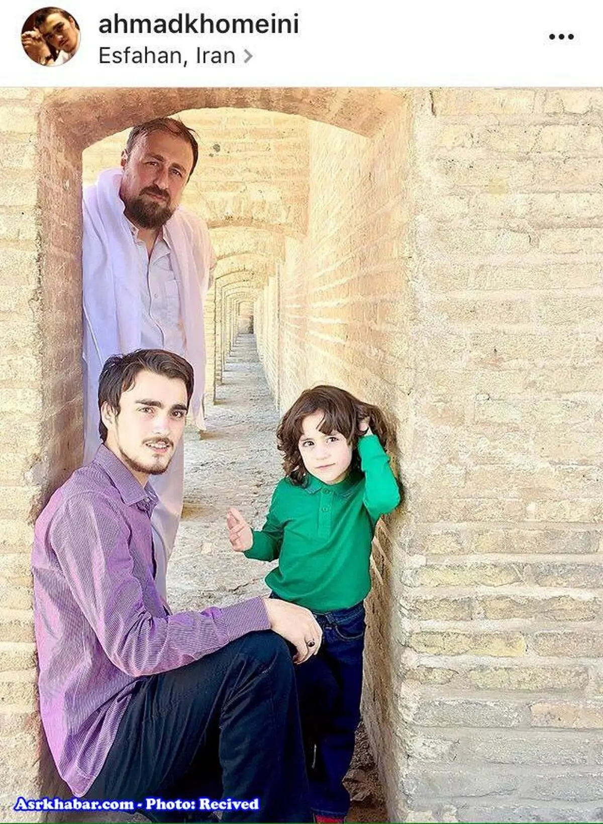 سید حسن خمینی به همراه فرزندانش در سفر به اصفهان/عکس