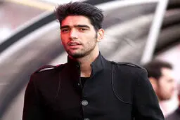 حقيقي با لباس شخصي در تمرين (عکس)