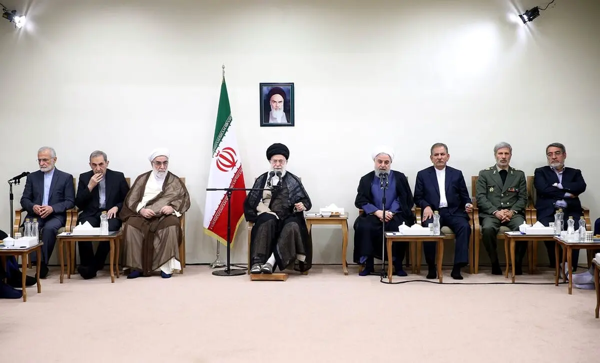 دیدار رئیس جمهور و اعضای هیات دولت با رهبر انقلاب / تصاویر